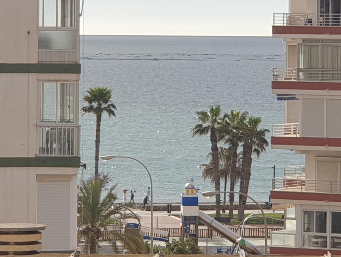 Atico Cerca Del Mar Con Vistas Lejlighed Torre Del Mar Eksteriør billede